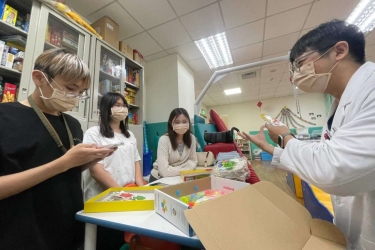 Research on Interaction Design for Robot Interventions in Children