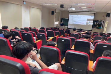 永續發展與社會實踐研究中心計畫之綠色產業專題演講