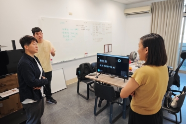 以 AI 數位人介入傳染性疾病諮詢角色的探索