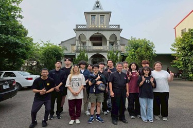 從行腳到看見自我的反思之旅
